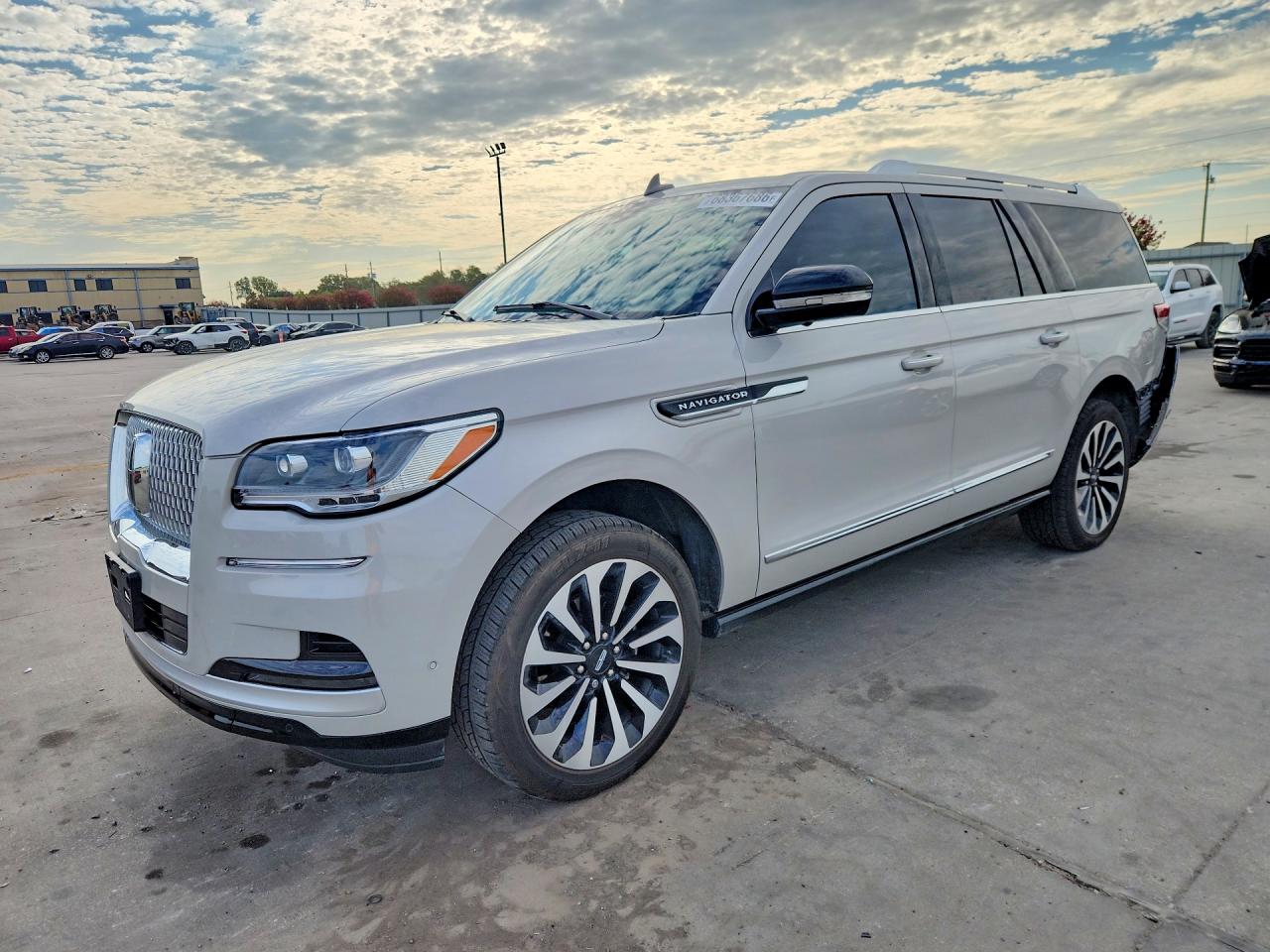 2024 LINCOLN NAVIGATOR L RESERVE | 5LMJJ3LG9REL09731 | UPCARS