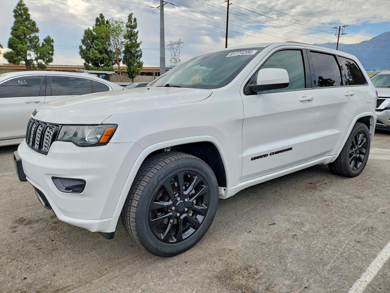2017 JEEP CHEROKEE LAREDO | 1C4RJEAG2HC915861 | UPCARS
