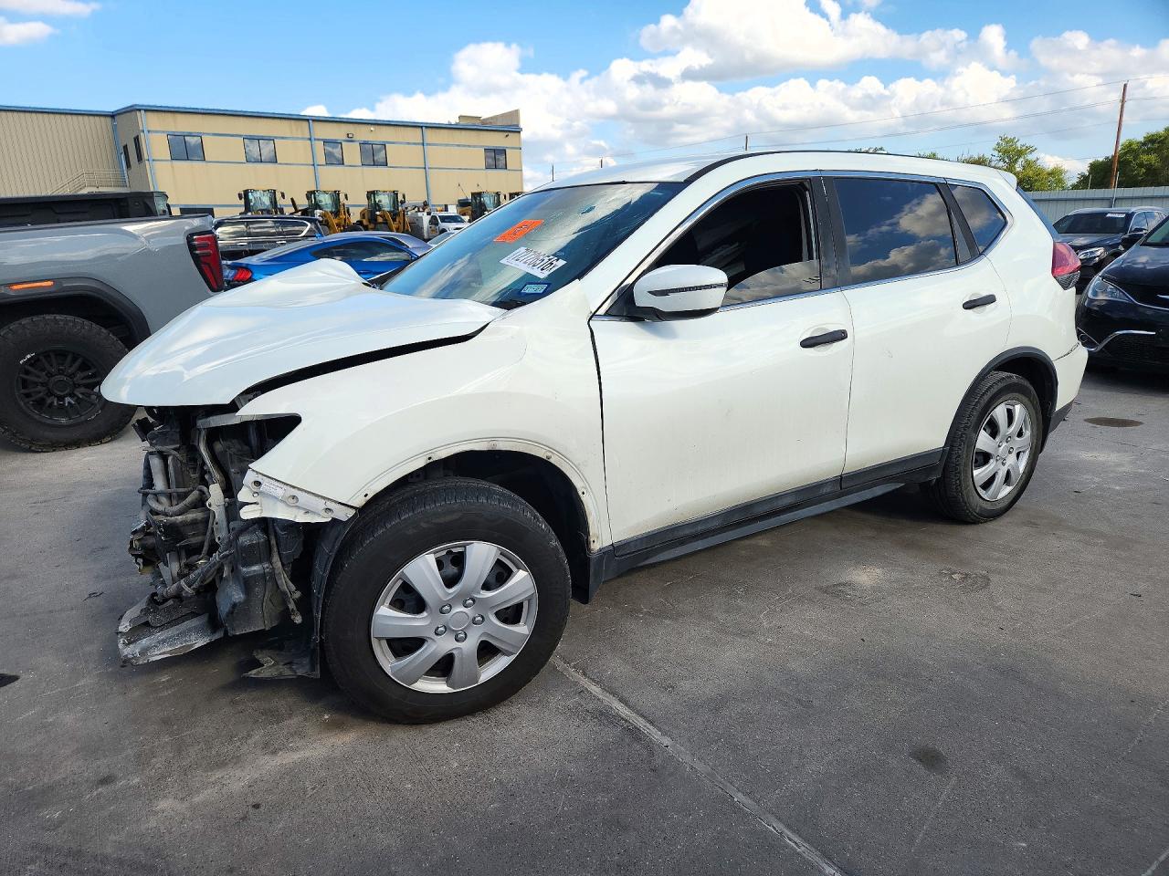 2017 NISSAN ROGUE S | 5N1AT2MT5HC894787 | UPCARS