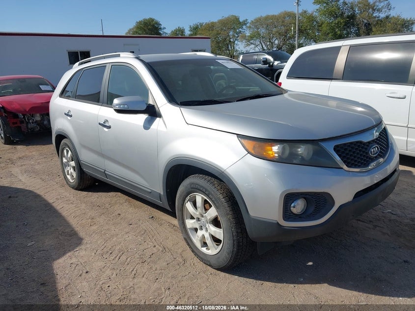 2012 KIA SORENTO LX | 5XYKT4A65CG238595 | UPCARS