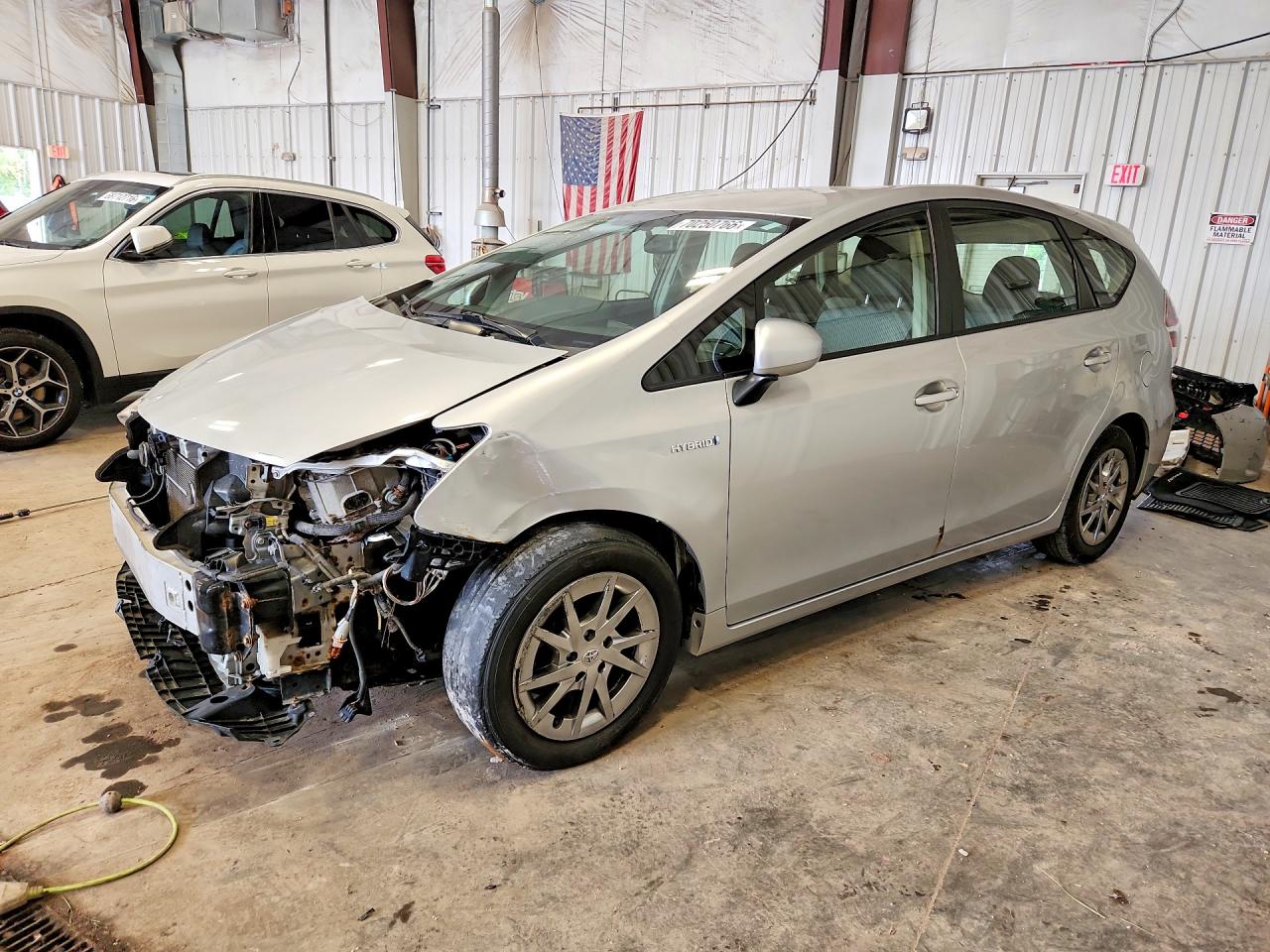 2015 TOYOTA PRIUS THREE | JTDZN3EUXFJ032981 | UPCARS