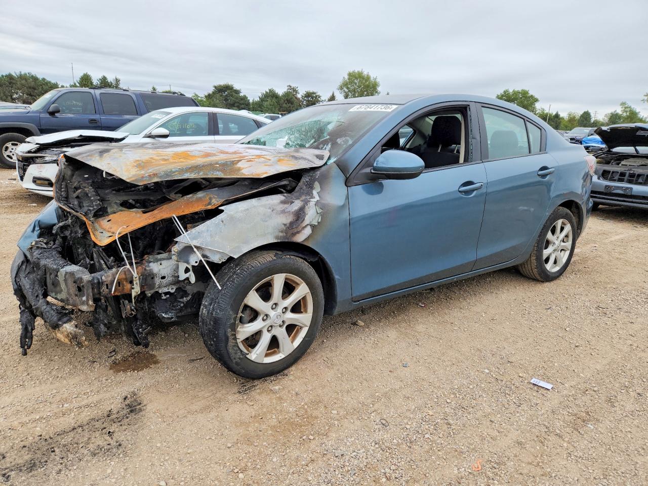 2011 MAZDA 3 I | JM1BL1VF9B1375949 | UPCARS