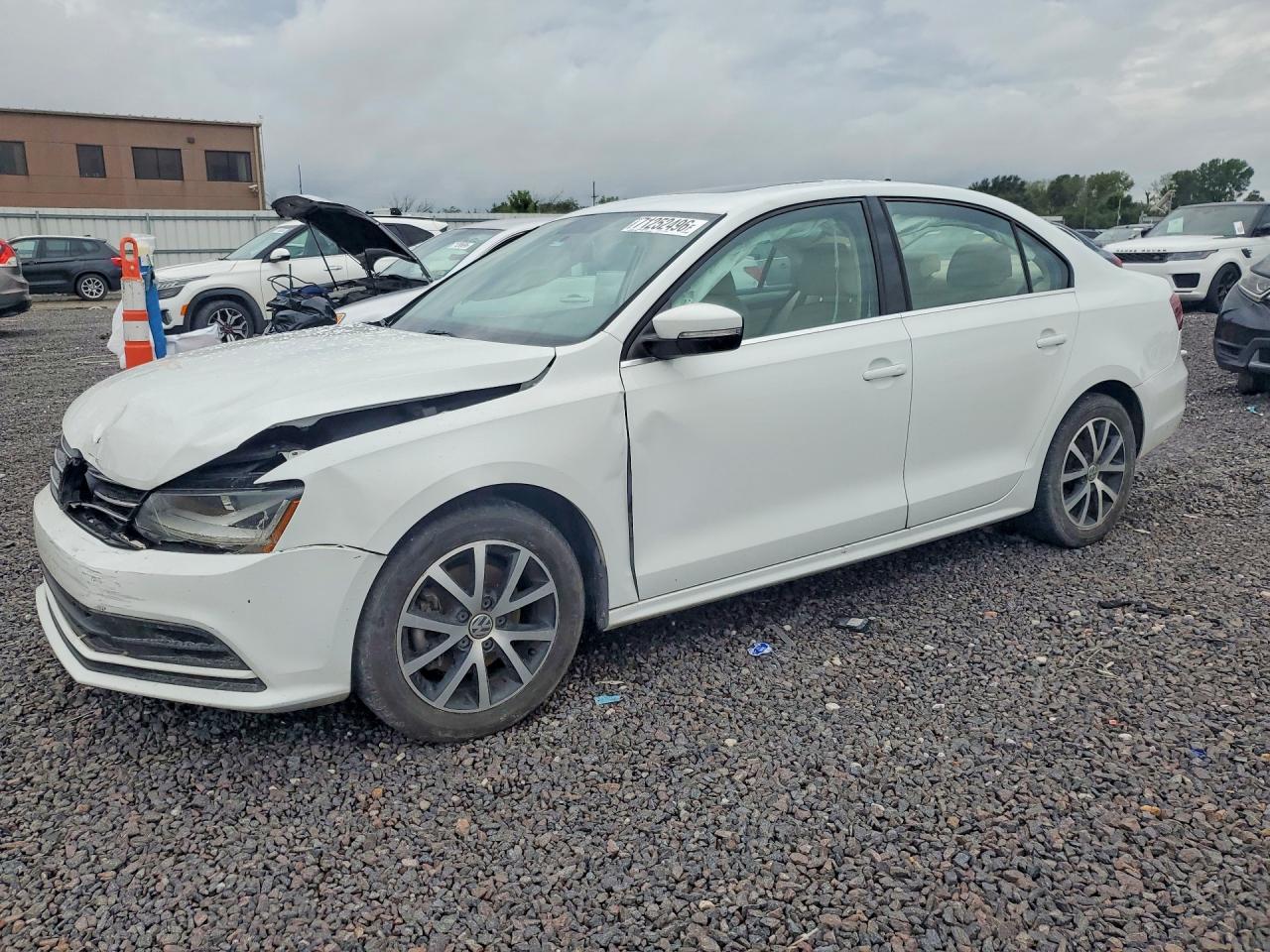 2017 VOLKSWAGEN JETTA | 3VWDB7AJ9HM305448 | UPCARS