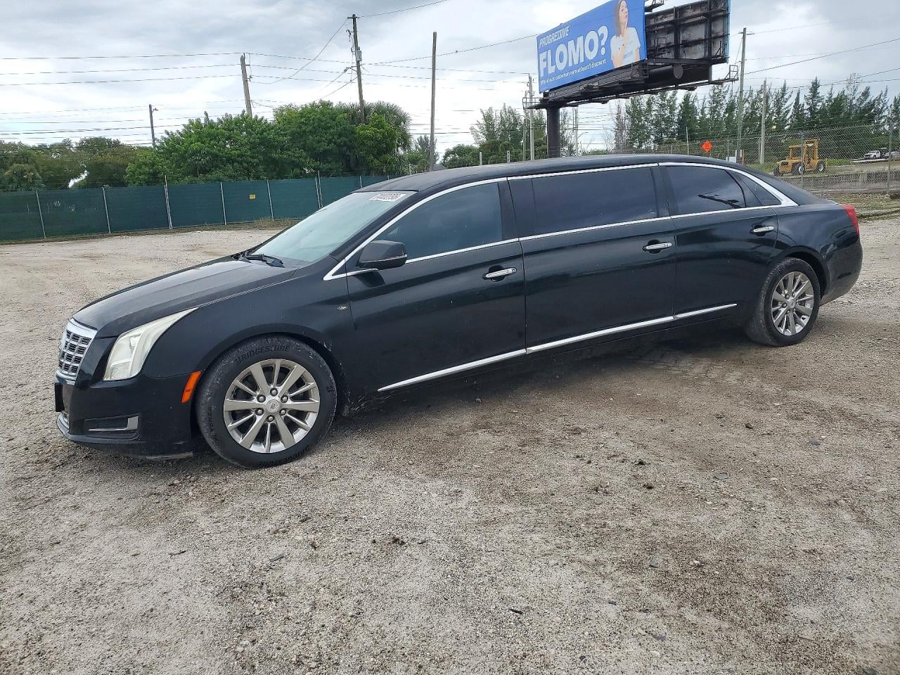 2014 CADILLAC XTS LIMOUSINE | 2GEXG6U33E9178684 | UPCARS