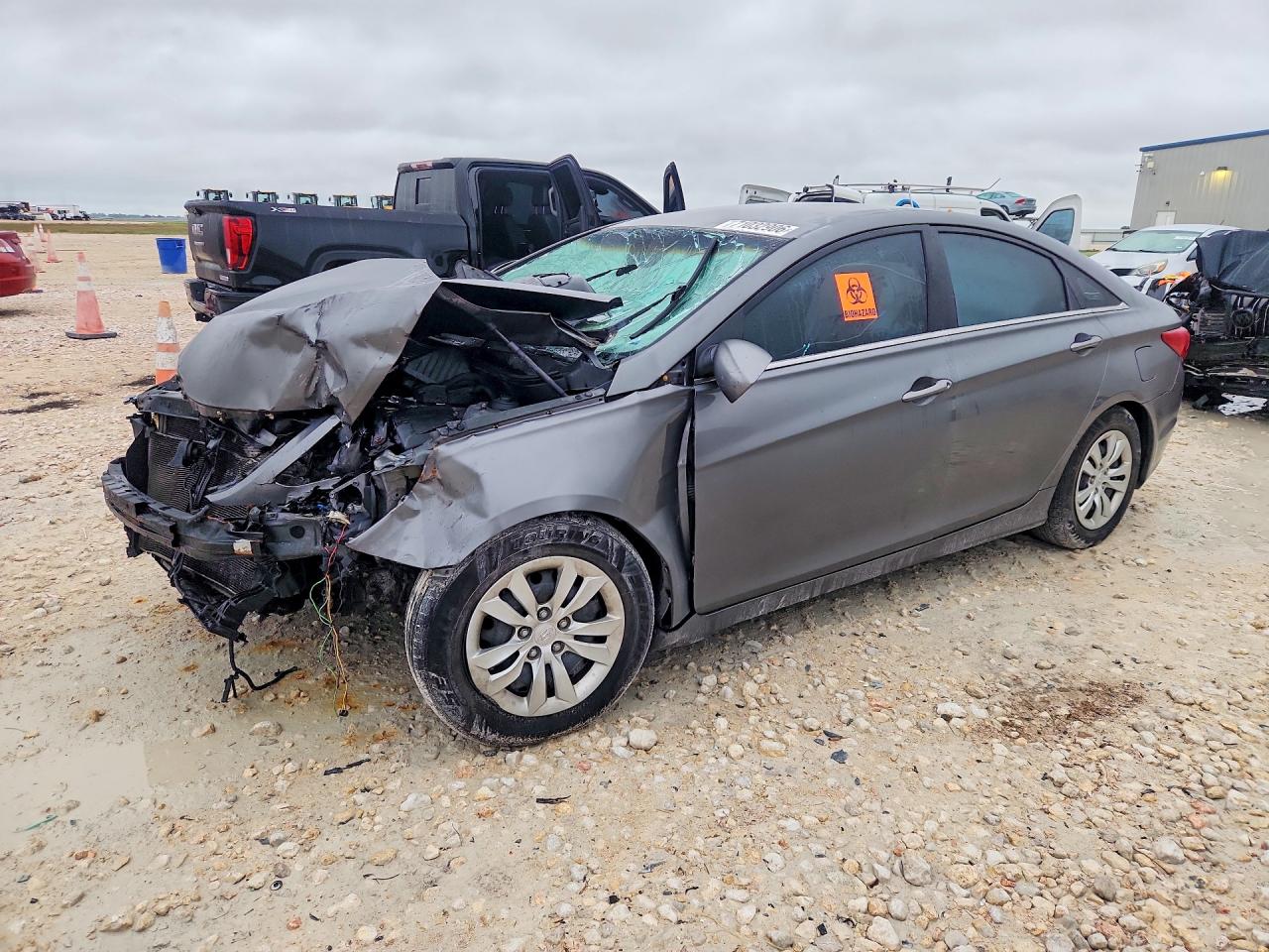 2013 HYUNDAI SONATA GLS | 5NPEB4AC4DH586730 | UPCARS