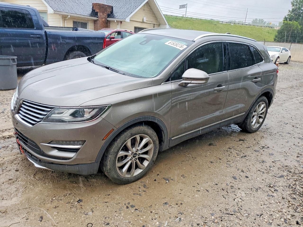 2016 LINCOLN MKC SELECT | 5LMCJ2C97GUJ00995 | UPCARS