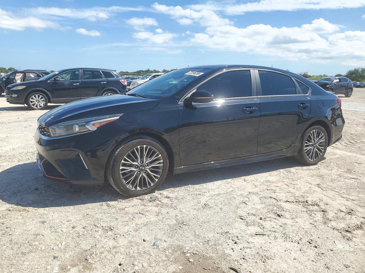2023 KIA FORTE GT LINE | 3KPF54AD8PE626126 | UPCARS
