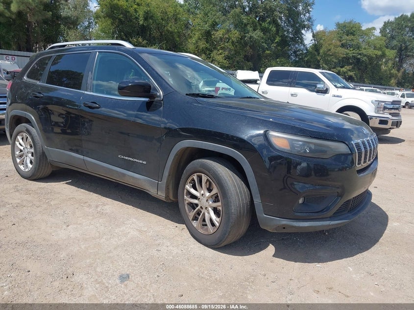 2019 JEEP CHEROKEE LATITUDE FWD | 1C4PJLCB2KD340515 | UPCARS