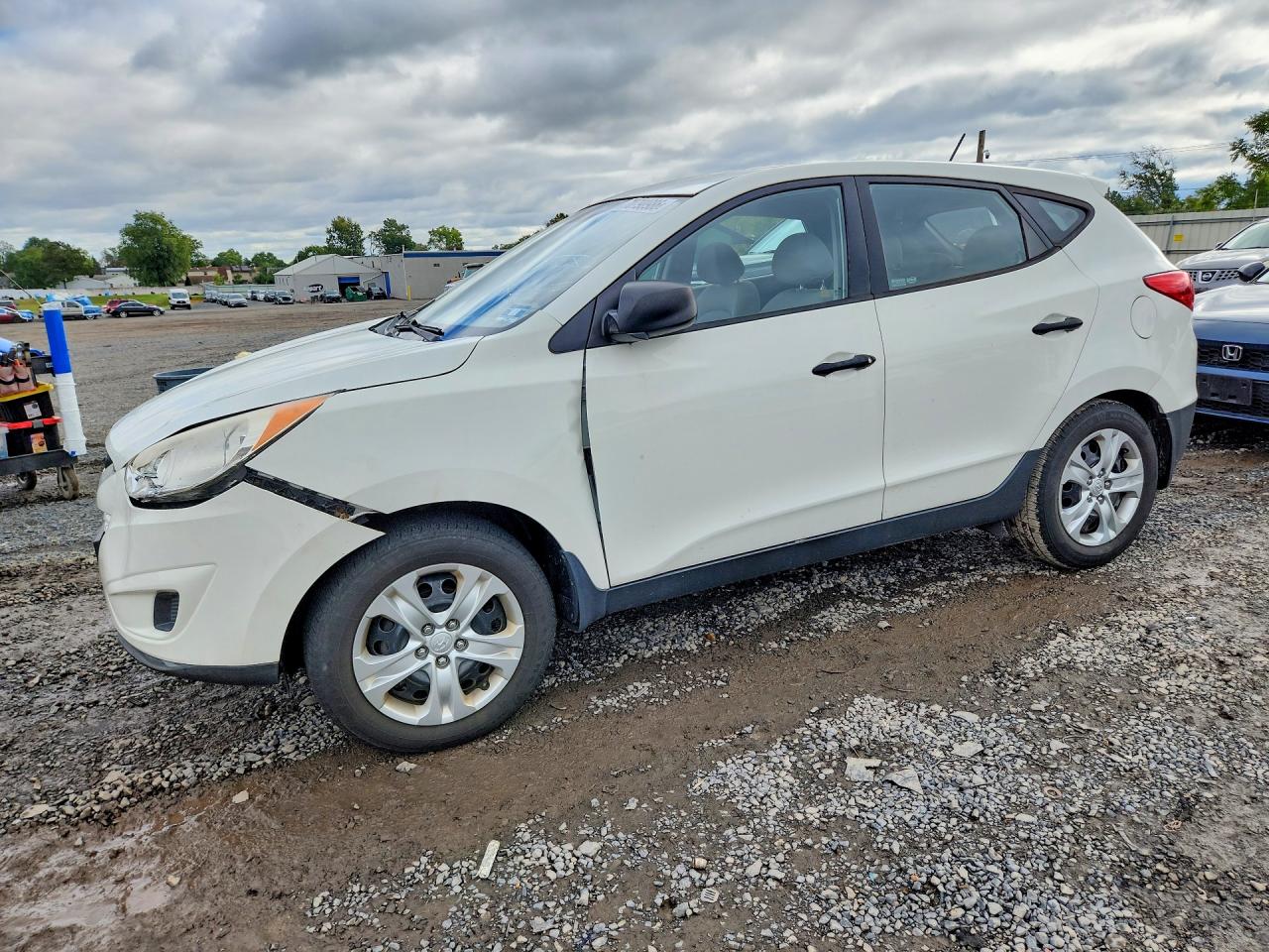 2011 HYUNDAI TUCSON GL | KM8JT3AB3BU119553 | UPCARS