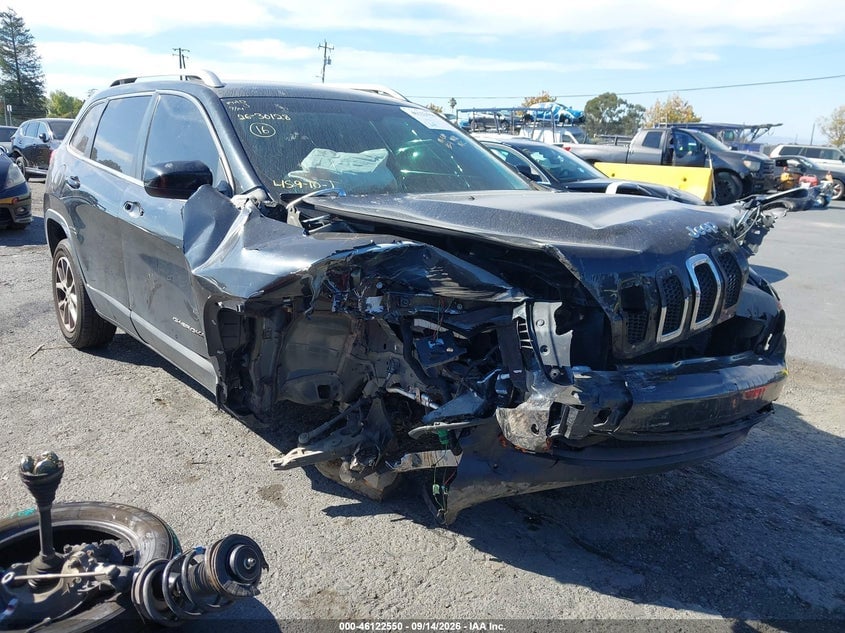 2016 JEEP CHEROKEE LATITUDE | 1C4PJLCB2GW106371 | UPCARS