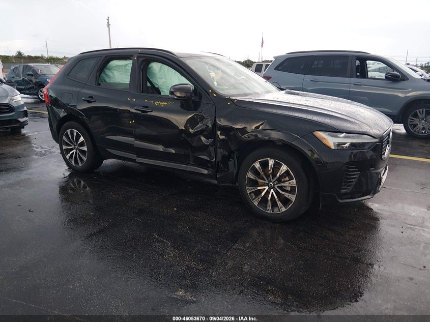 2024 VOLVO XC60 B5 CORE DARK THEME | YV4L12RK5R1725091 | UPCARS