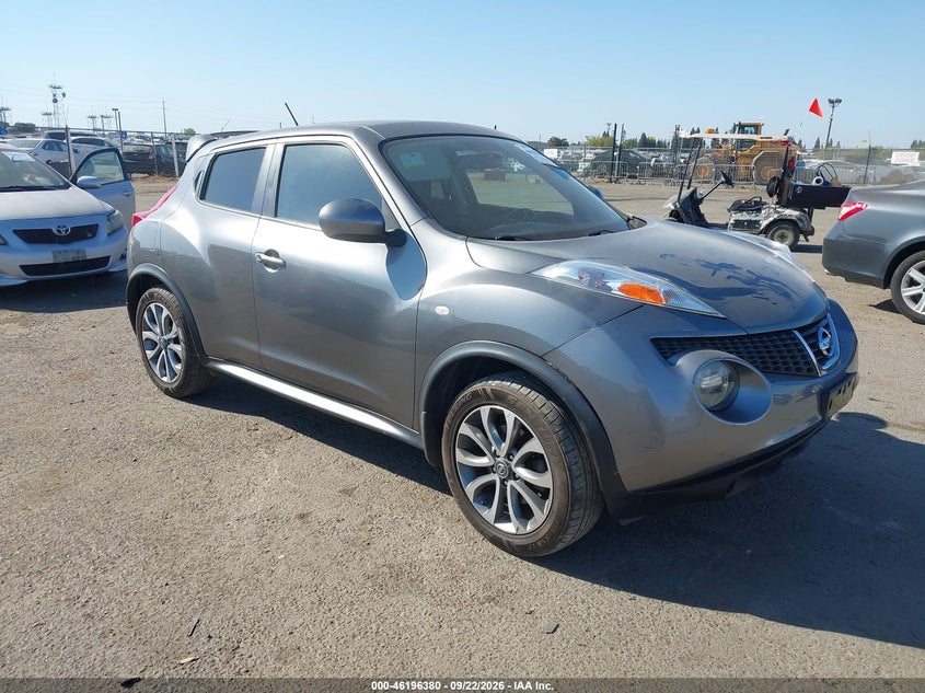 2011 NISSAN JUKE SV | JN8AF5MV1BT018504 | UPCARS