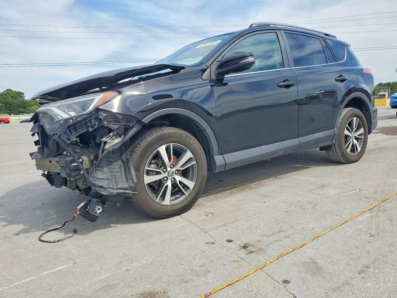 2018 TOYOTA RAV4 XLE | 2T3RFREV7JW821091 | UPCARS