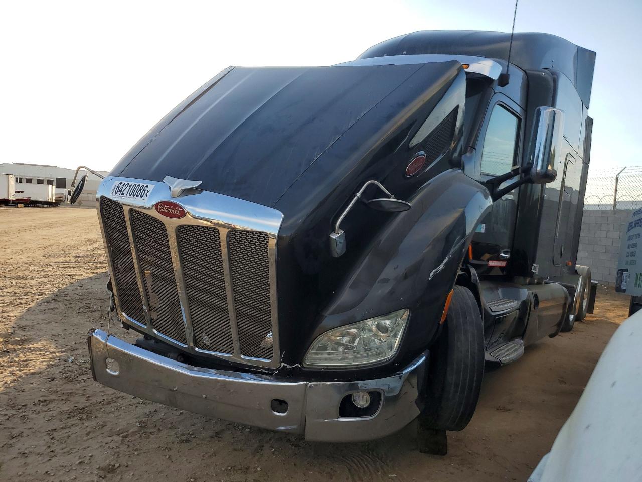 2016 PETERBILT ALL OTHER SEMI TRUCK | 1XPBDP9X6GD305087 | UPCARS