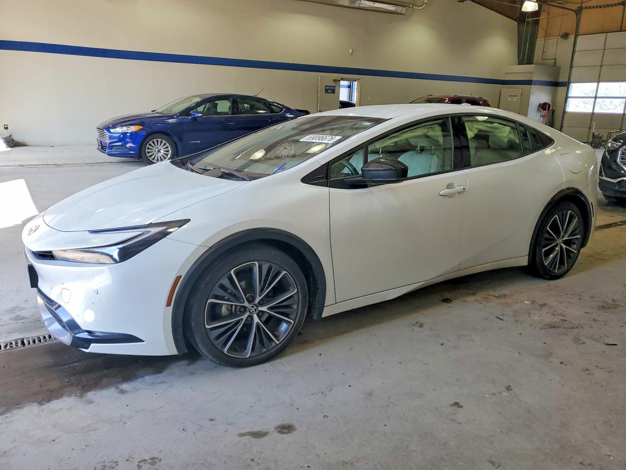 2024 TOYOTA PRIUS XLE | JTDACAAU2R3031961 | UPCARS