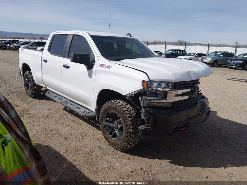 2020 CHEVROLET SILVERADO 1500 4WD  STANDARD BED LT TRAIL BOSS | 3GCPYFED9LG297596 | UPCARS