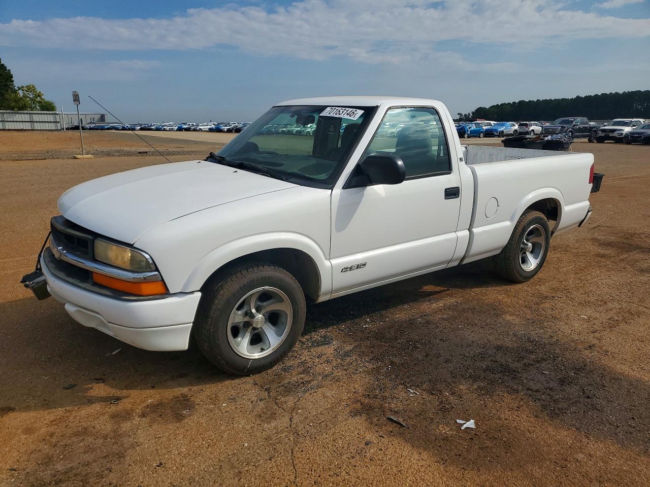 2001 CHEVROLET S10 | 1GCCS145718228132 | UPCARS