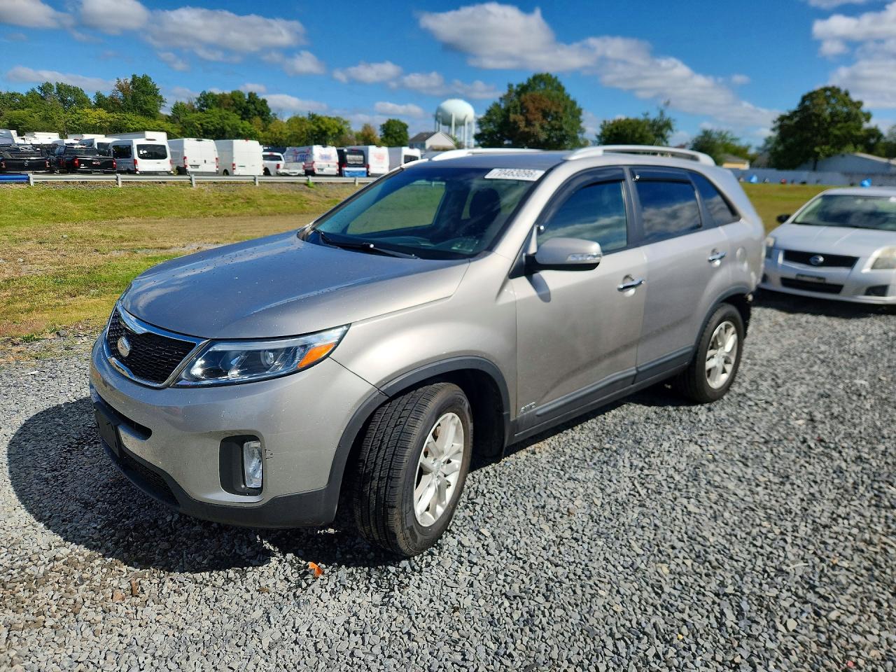 2014 KIA SORENTO LX | 5XYKTCA65EG535492 | UPCARS