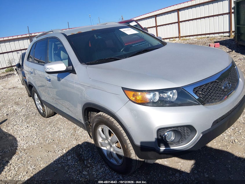 2013 KIA SORENTO LX | 5XYKTDA67DG376737 | UPCARS