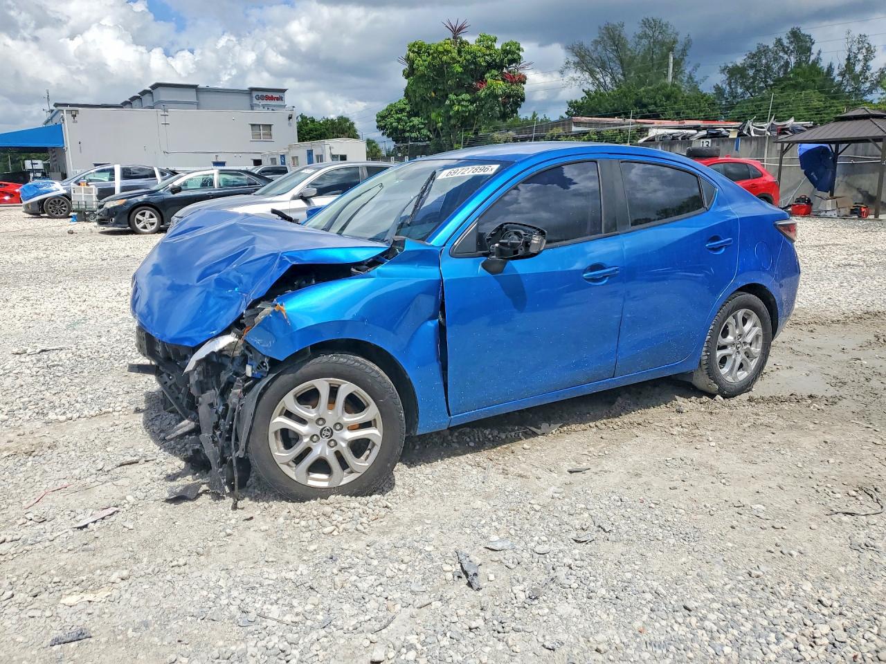 2018 TOYOTA YARIS BASE | 3MYDLBYV0JY333716 | UPCARS