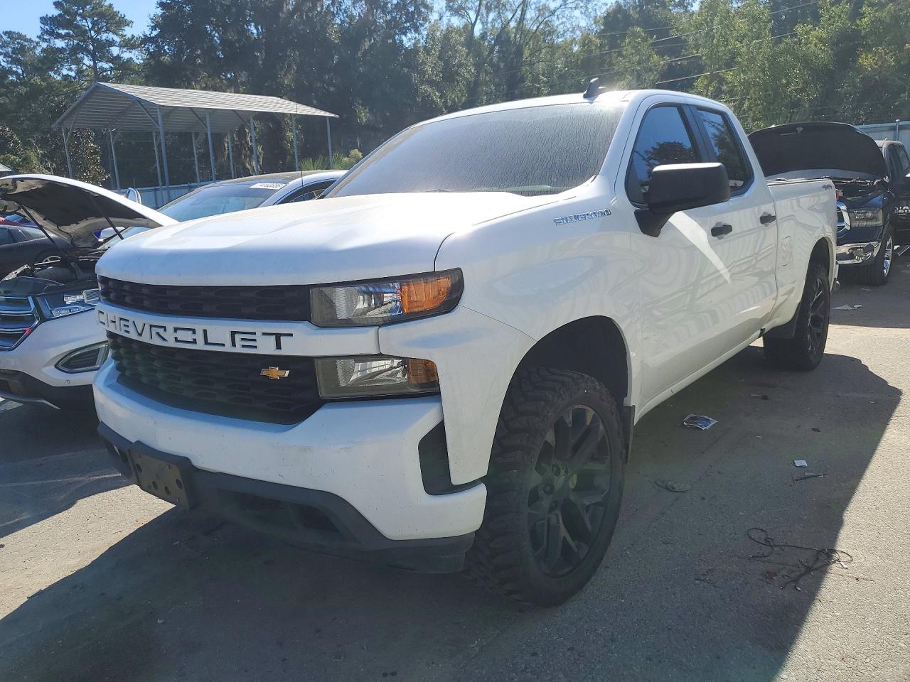 2019 CHEVROLET SILVERADO K1500 CUSTOM | 1GCRYBEH9KZ411261 | UPCARS