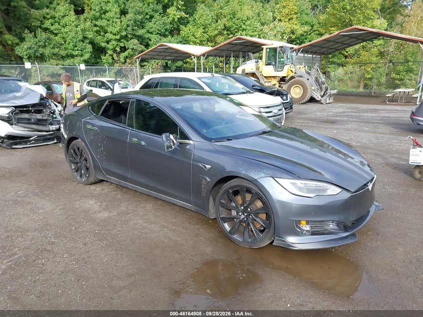 2017 TESLA MODEL S 100D/60D/75D/90D/P100D | 5YJSA1E22HF199779 | UPCARS
