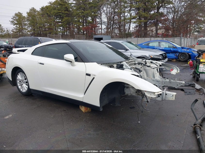 2013 NISSAN GT-R PREMIUM | JN1AR5EF0DM261263 | UPCARS