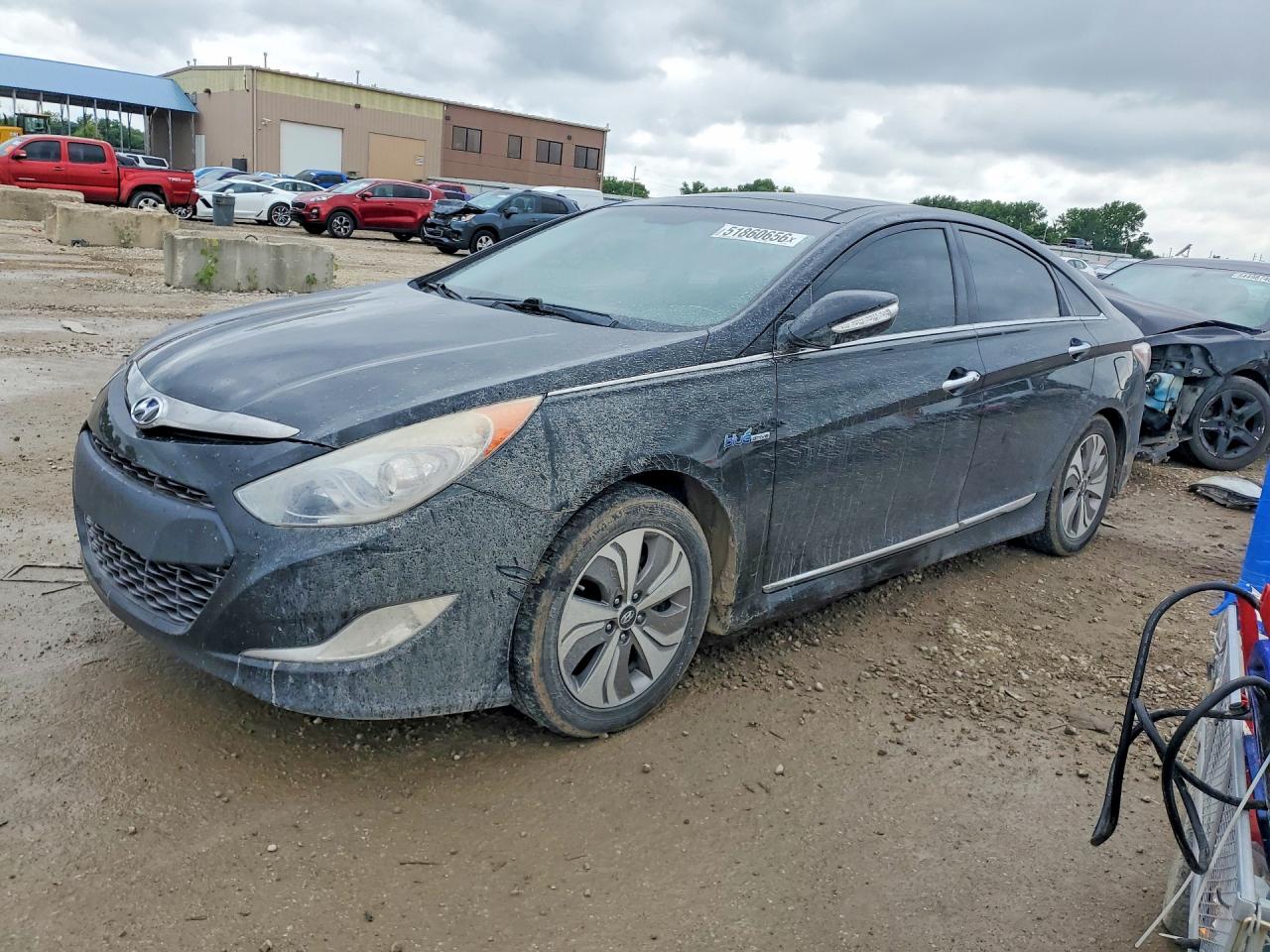 2015 HYUNDAI SONATA LIMITED | KMHEC4A43FA124588 | UPCARS