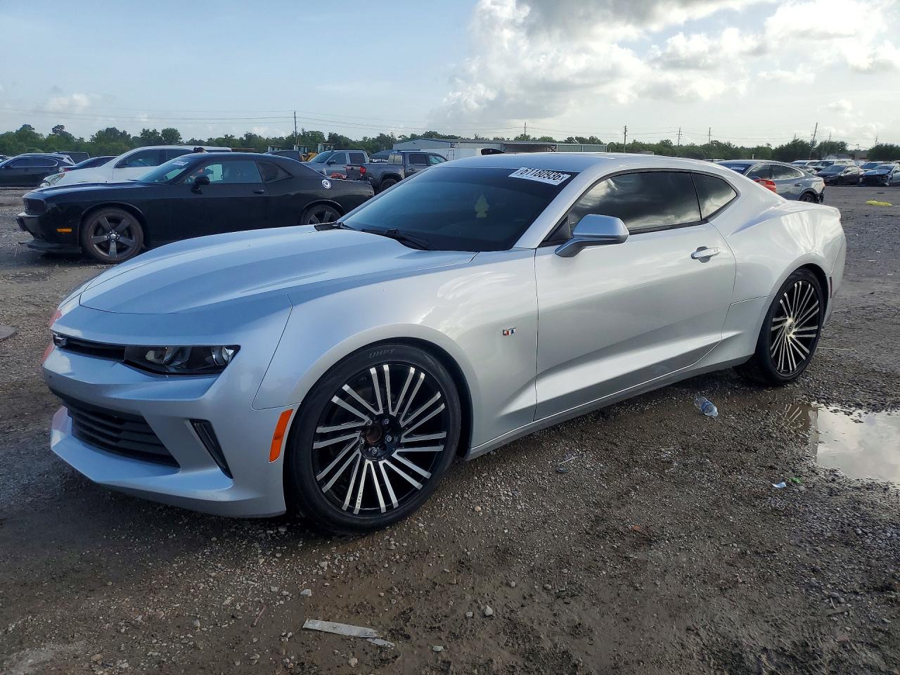 2018 CHEVROLET CAMARO LT | 1G1FB1RX2J0186614 | UPCARS