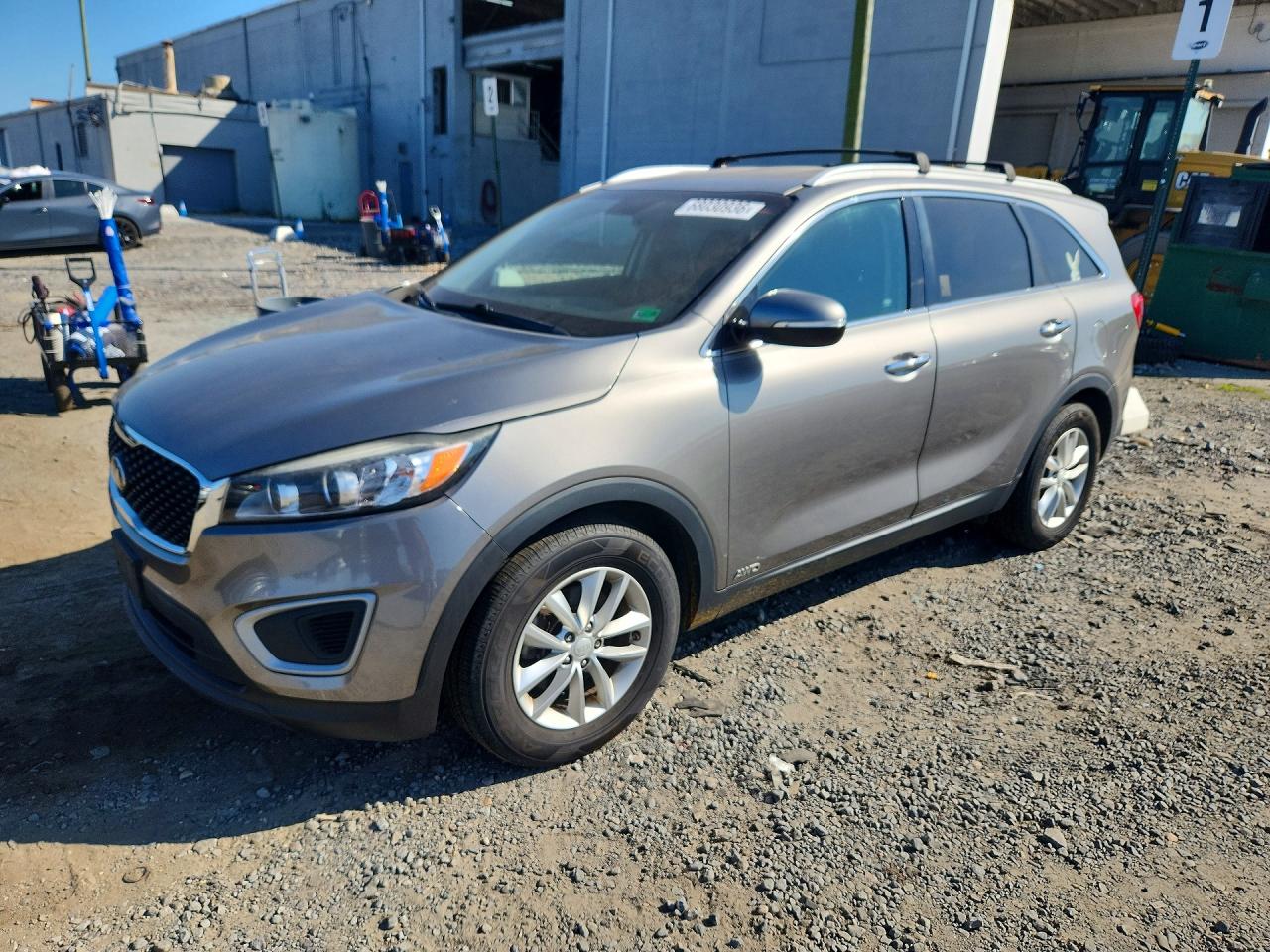 2017 KIA SORENTO LX | 5XYPGDA3XHG314027 | UPCARS