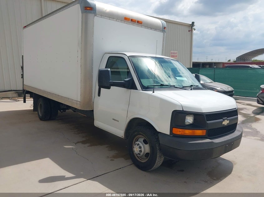 2015 CHEVROLET EXPRESS CUTAWAY 4500 | 1GB6G6CGXF1117299 | UPCARS