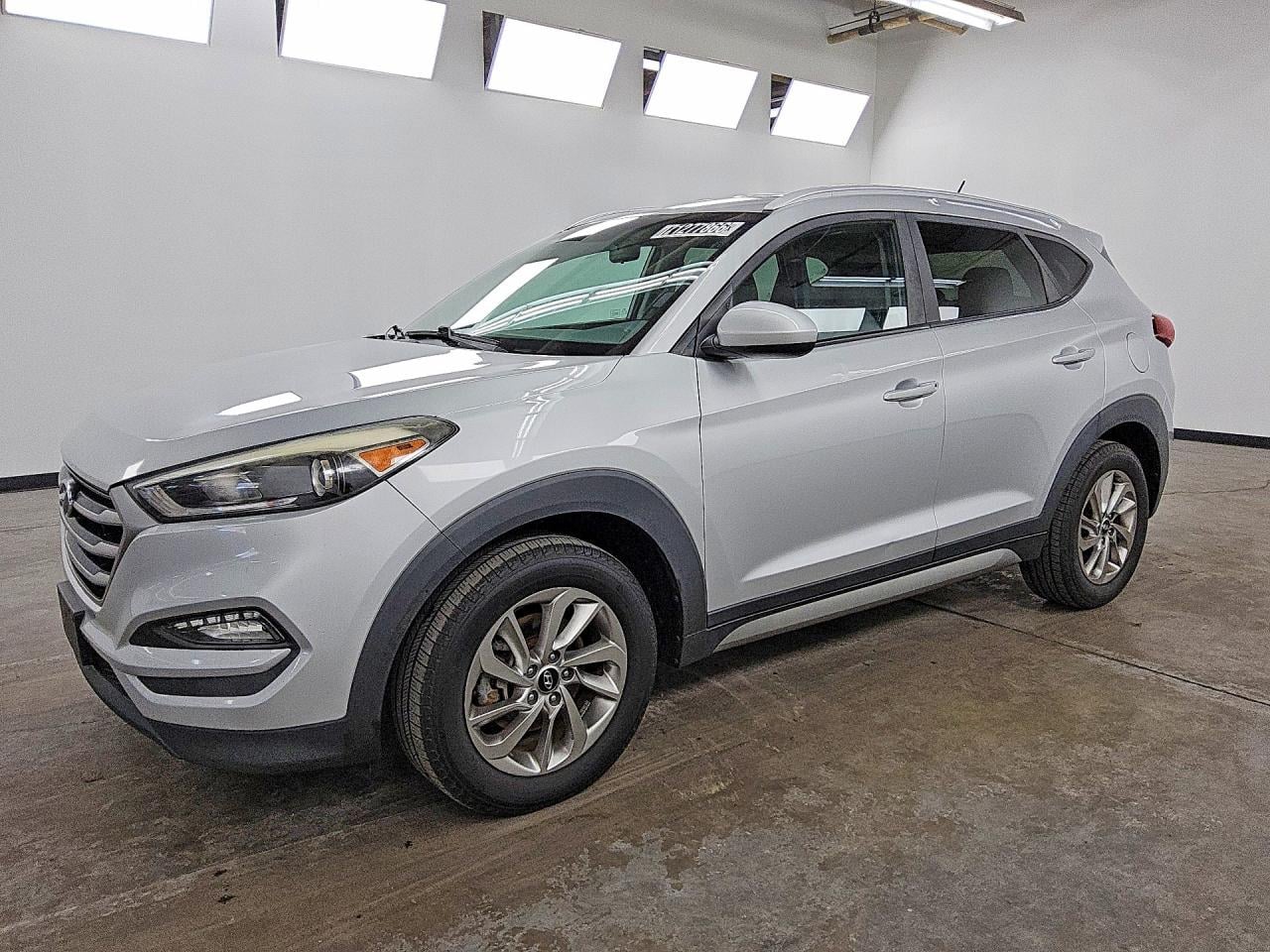 2017 HYUNDAI TUCSON SE | KM8J3CA40HU289542 | UPCARS