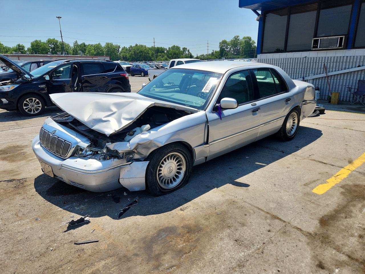 2001 MERCURY GRMARQUIS LS | 2MEFM75WX1X710934 | UPCARS