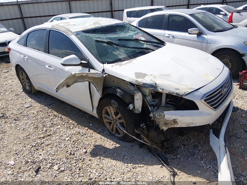 2016 HYUNDAI SONATA SE | 5NPE24AF1GH284715 | UPCARS