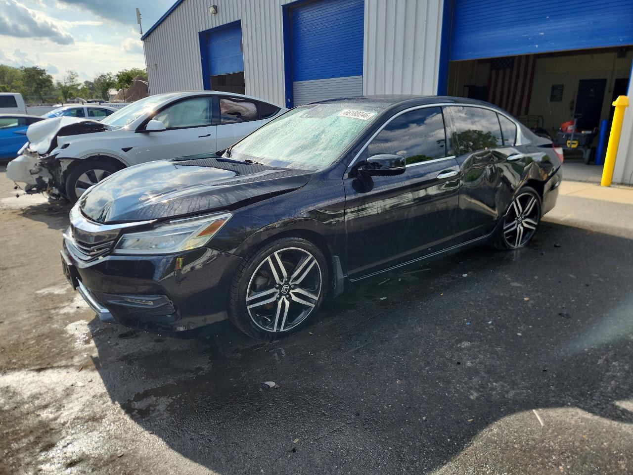 2017 HONDA ACCORD TOURING | 1HGCR3F92HA026861 | UPCARS