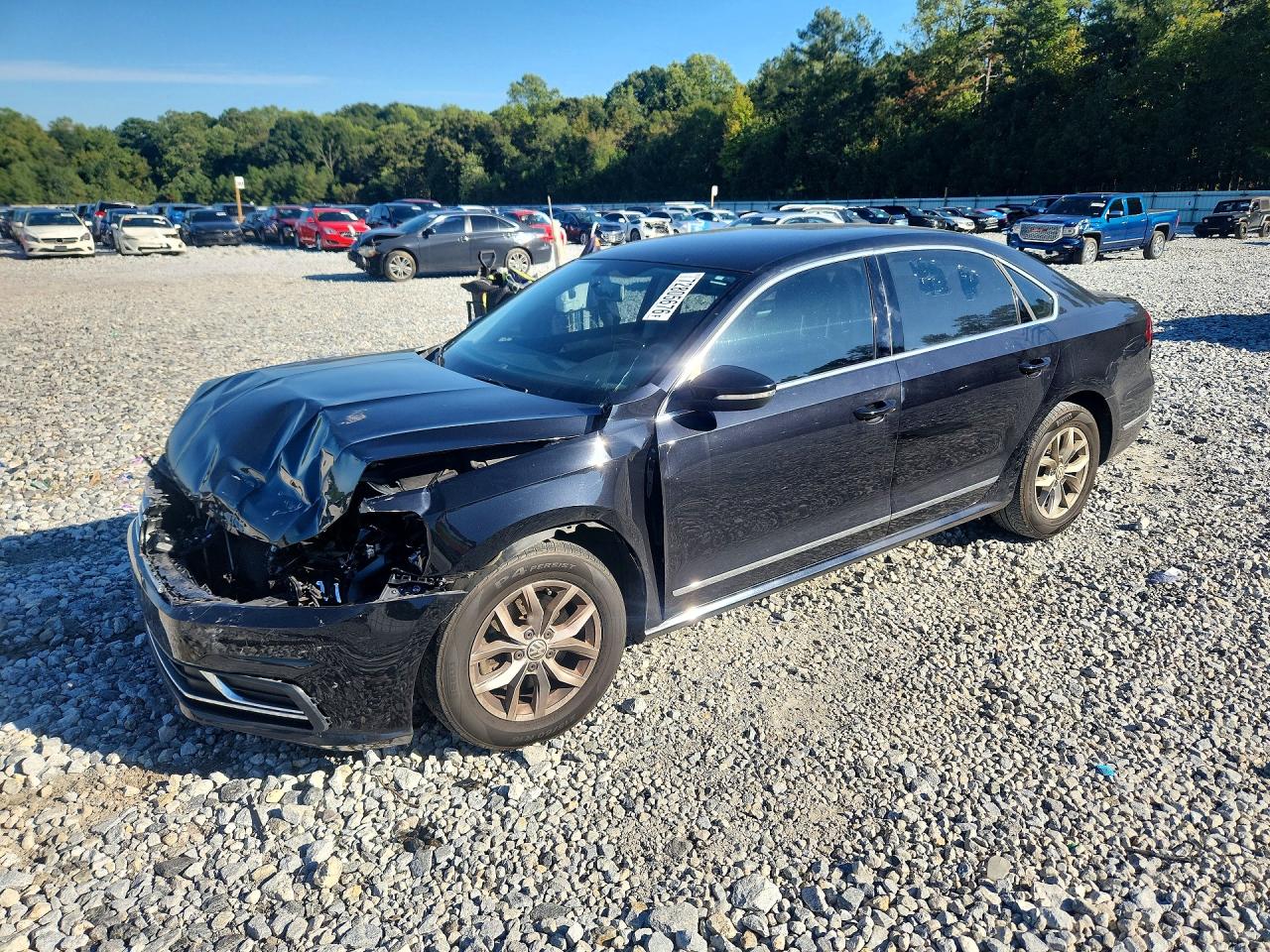 2017 VOLKSWAGEN PASSAT S | 1VWAT7A33HC024197 | UPCARS