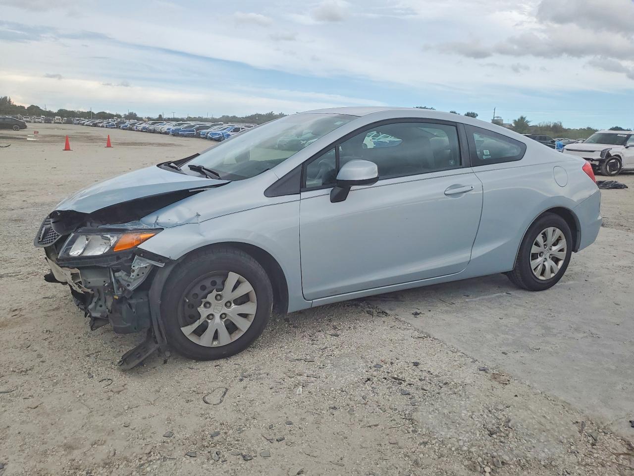 2012 HONDA CIVIC LX | 2HGFG3B54CH542770 | UPCARS