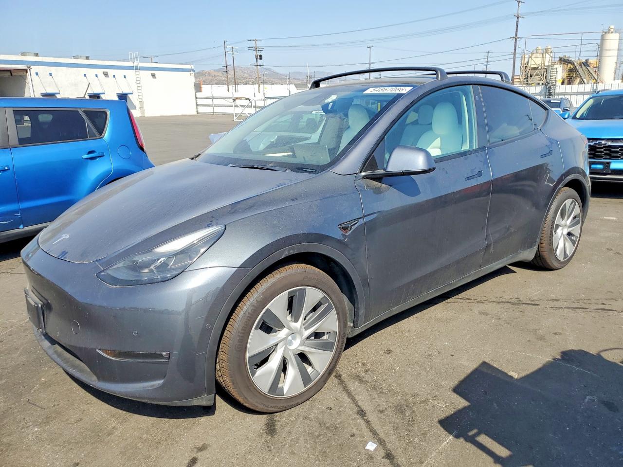 2022 TESLA MODEL Y | 7SAYGAEE1NF558671 | UPCARS