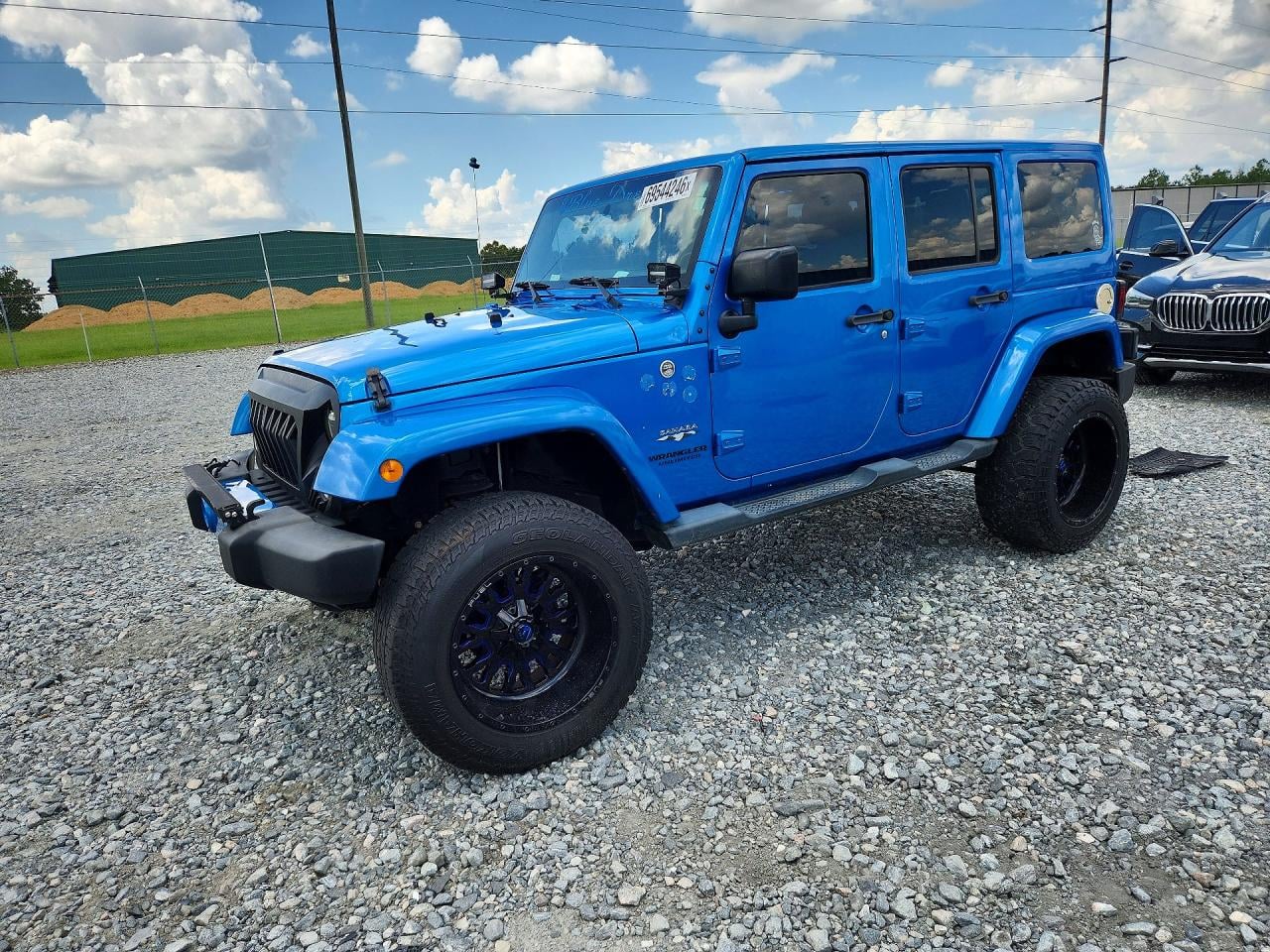 2016 JEEP WRANGLER SAHARA | 1C4HJWEG4GL232019 | UPCARS