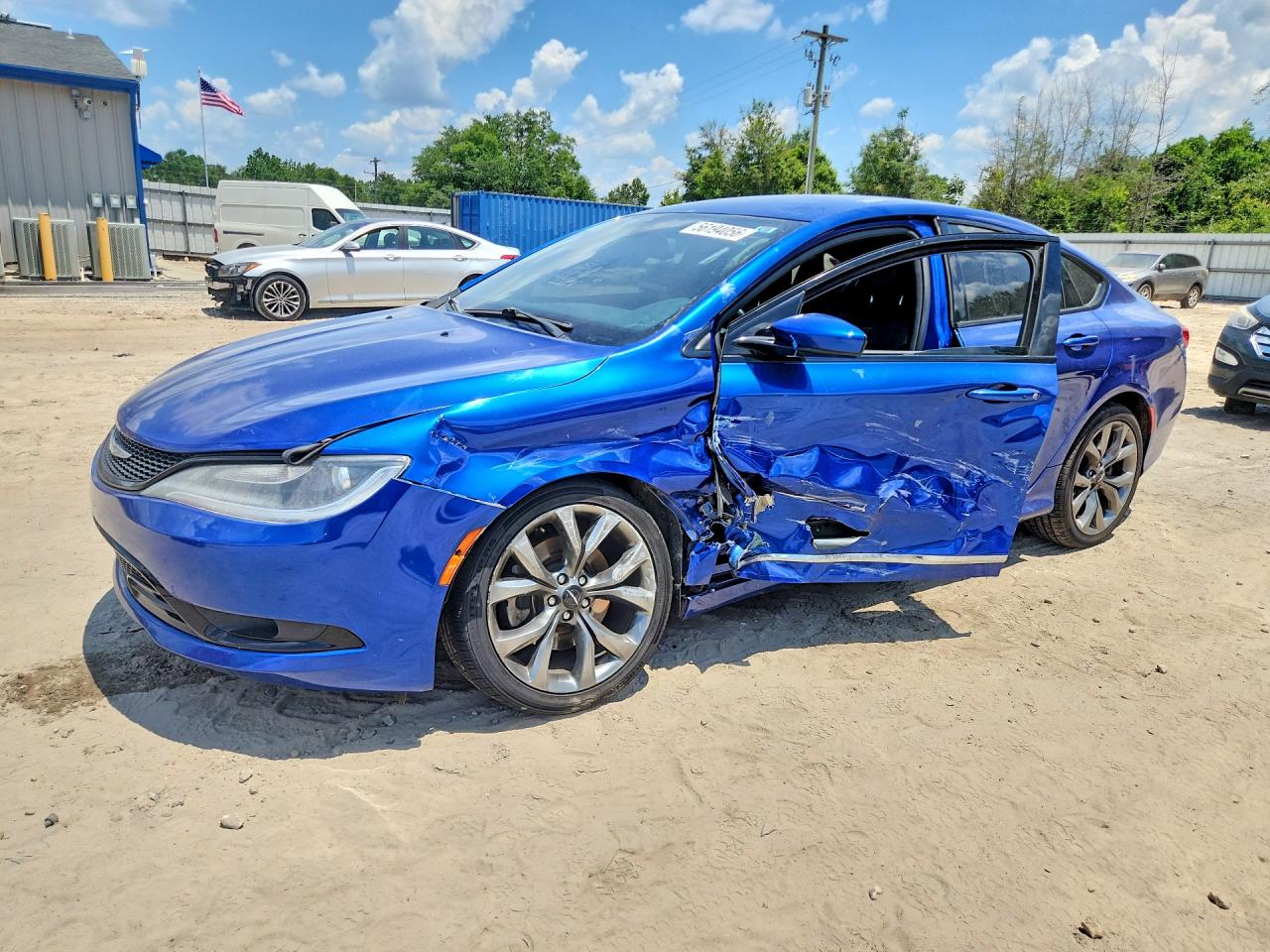 2015 CHRYSLER 200 S | 1C3CCCDG8FN548423 | UPCARS
