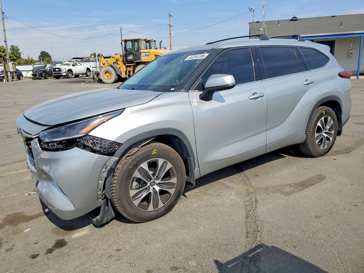 2021 TOYOTA HIGHLANDER XLE | 5TDGZRBH1MS117598 | UPCARS