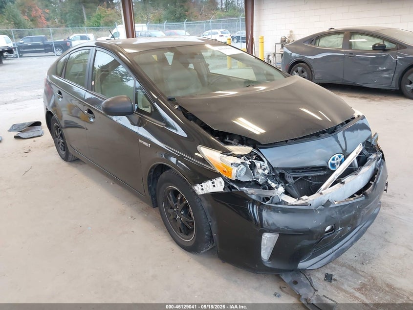 2014 TOYOTA PRIUS FOUR | JTDKN3DU7E0370099 | UPCARS