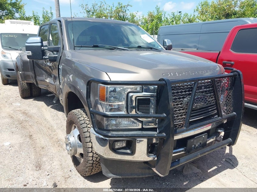 2022 FORD F-350 XLT | 1FT8W3DT7NEF80039 | UPCARS