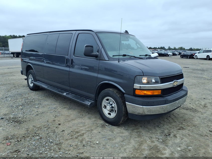 2017 CHEVROLET EXPRESS 3500 LT | 1GAZGPFGXH1303446 | UPCARS