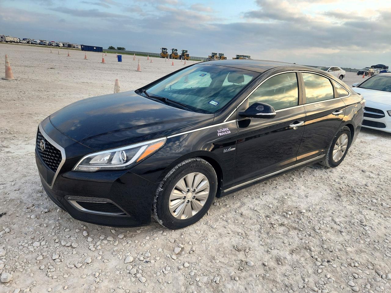 2017 HYUNDAI SONATA SE | KMHE24L30HA072671 | UPCARS