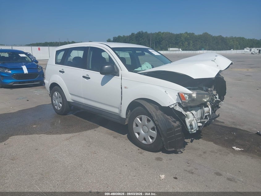 2010 MITSUBISHI OUTLANDER ES | JA4AS2AW7AZ017270 | UPCARS