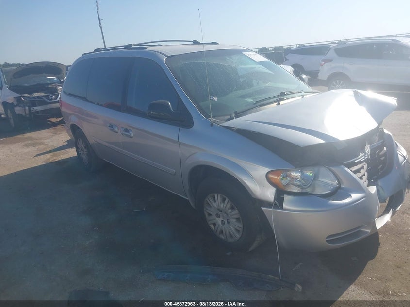 2007 CHRYSLER TOWN & COUNTRY LX | 2A4GP44R17R146699 | UPCARS