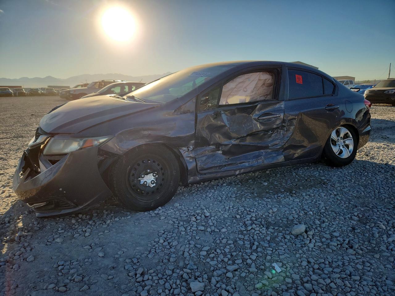 2015 HONDA CIVIC LX | 19XFB2F5XFE704998 | UPCARS