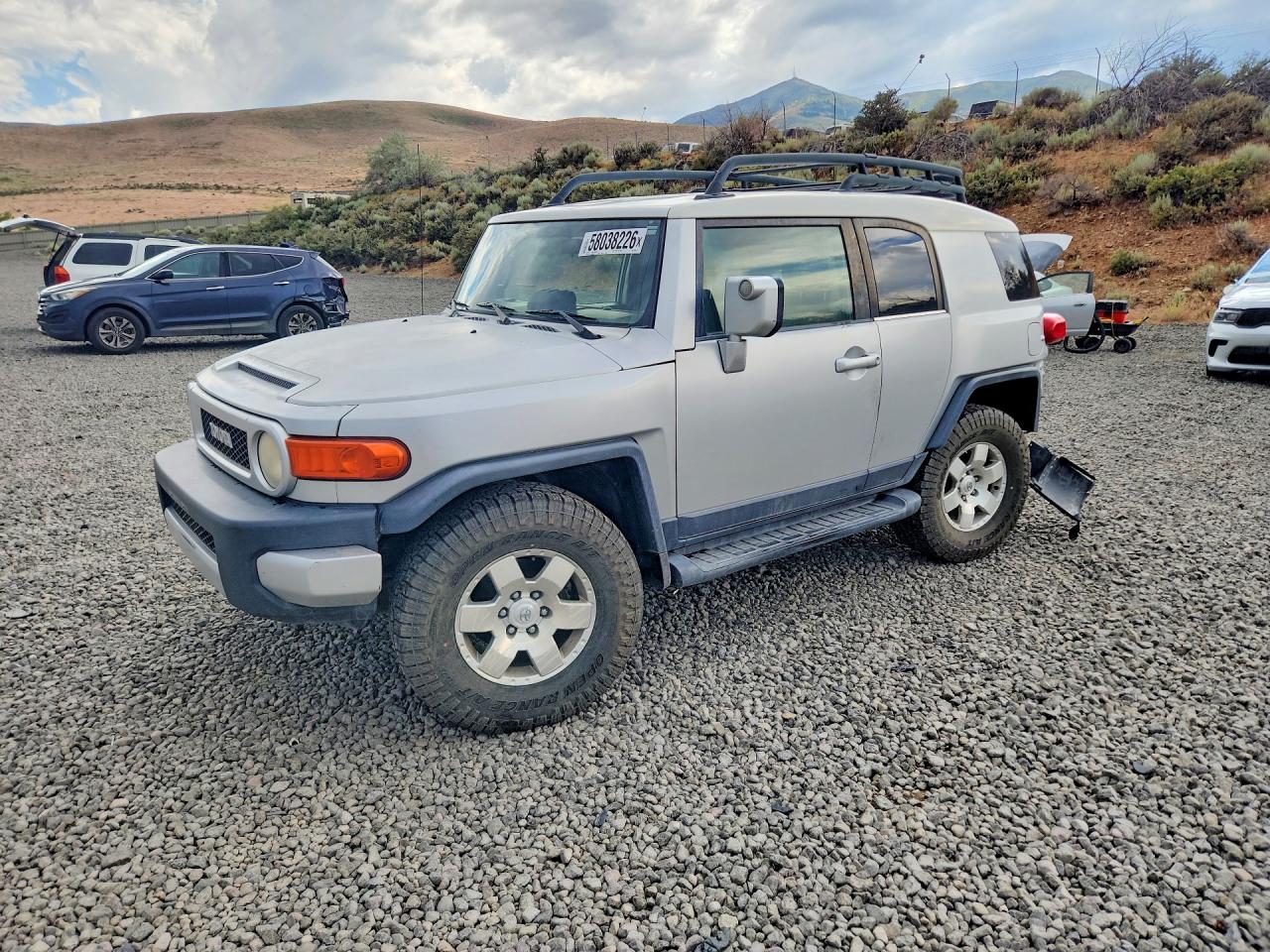 2007 TOYOTA FJ CRUISER BASE | JTEBU11F170098581 | UPCARS