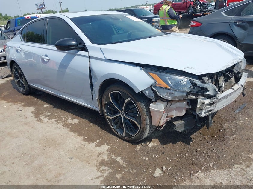 2023 NISSAN ALTIMA SR FWD | 1N4BL4CV2PN318493 | UPCARS